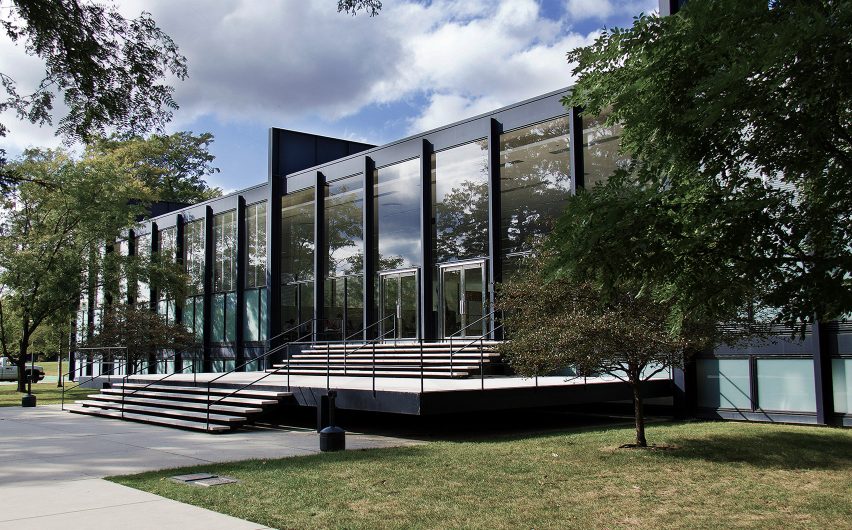 Mies van der Rohe Bauhaus director