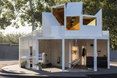 MINI Living Urban Cabin in Beijing by Dayong Sun of Penda