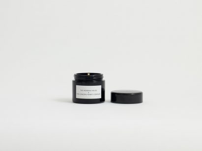 Faye Toogood designs moving-in box for modern homebuyers
