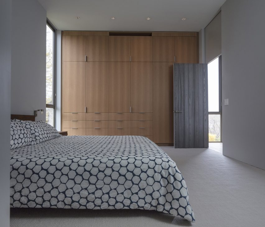 Montauk House by Desai Chia