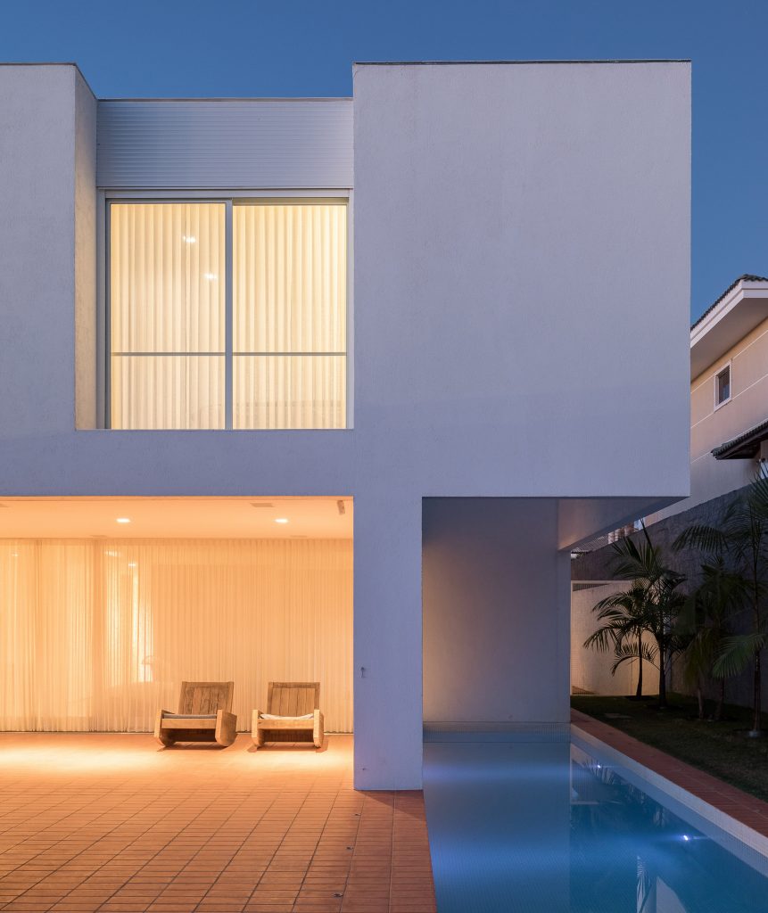 Morrone House by Bloco Arquitetos Associados