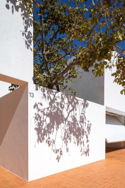 Morrone House by Bloco Arquitetos Associados