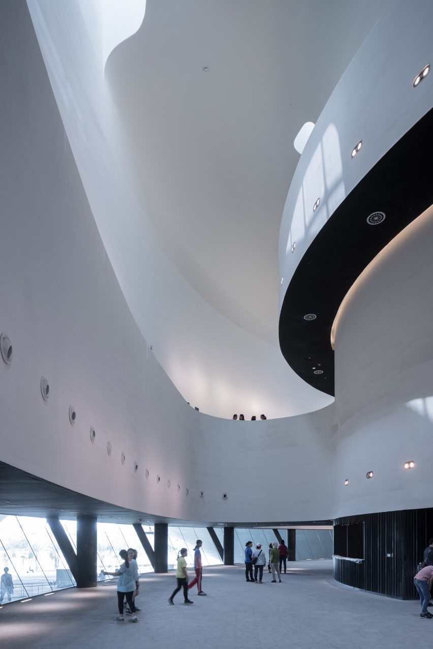National Kaohsiung Centre for the Arts by Mecanoo