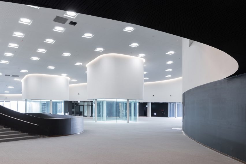 National Kaohsiung Centre for the Arts by Mecanoo
