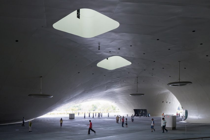 National Kaohsiung Centre for the Arts by Mecanoo