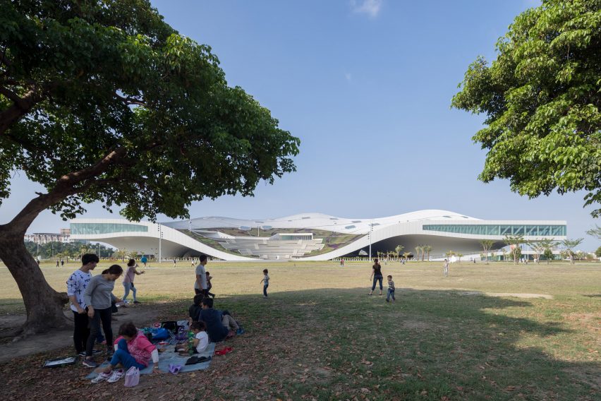 National Kaohsiung Centre for the Arts by Mecanoo