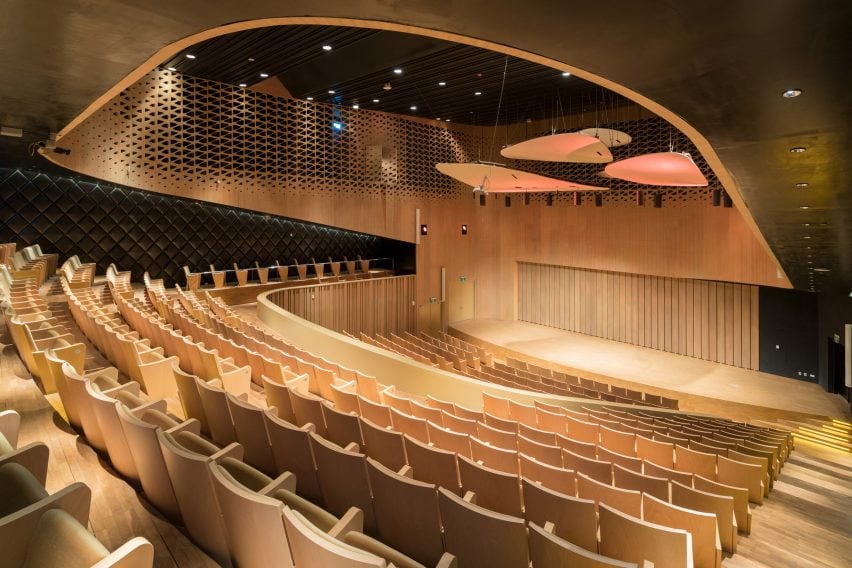 National Kaohsiung Centre for the Arts by Mecanoo