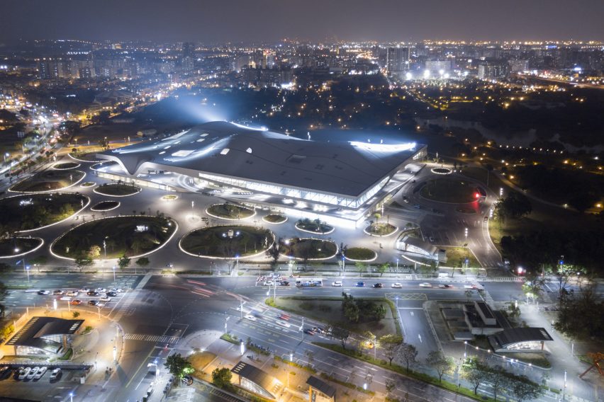 National Kaohsiung Centre for the Arts by Mecanoo