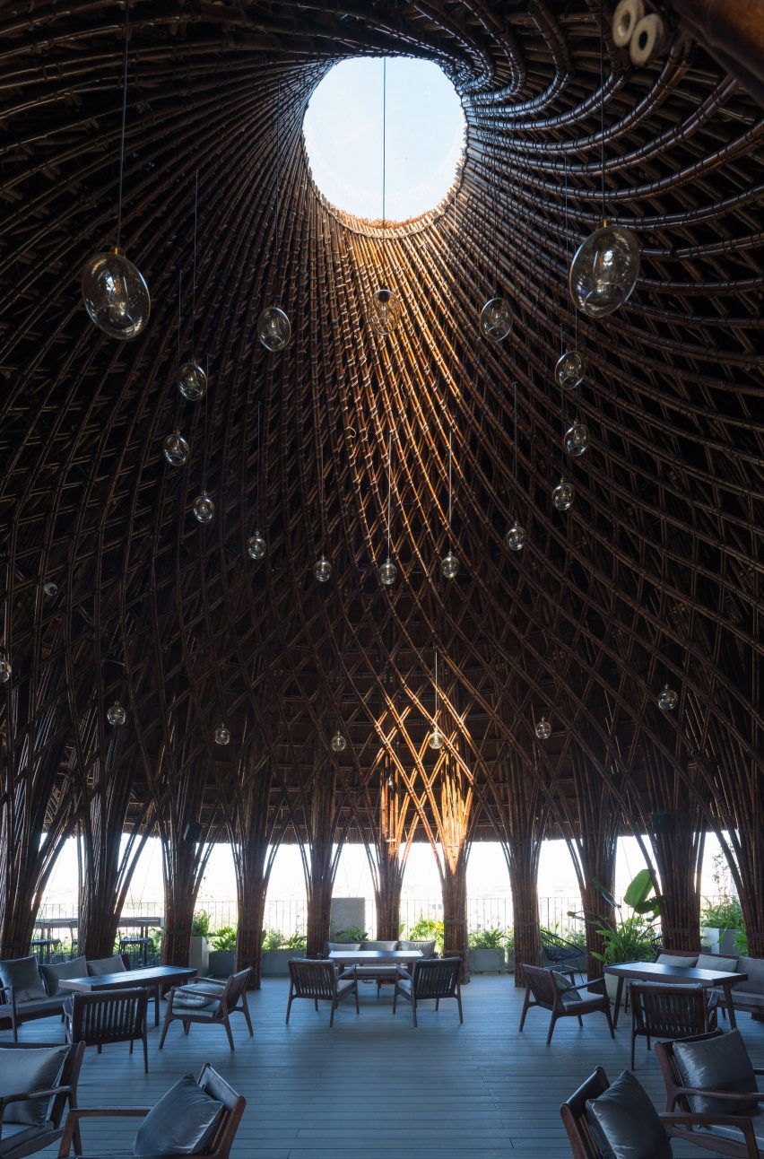 Nocenco cafe by Vo Trong Nghia Architects