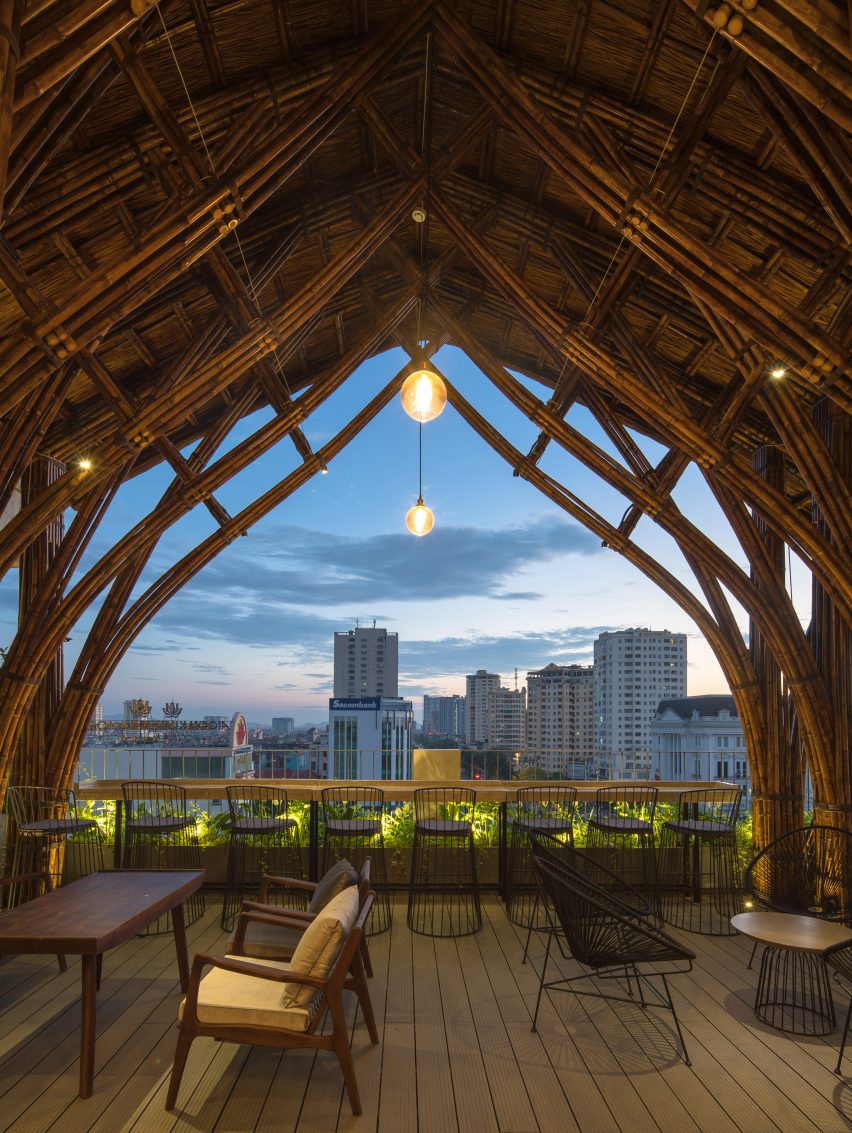 Nocenco cafe by Vo Trong Nghia Architects