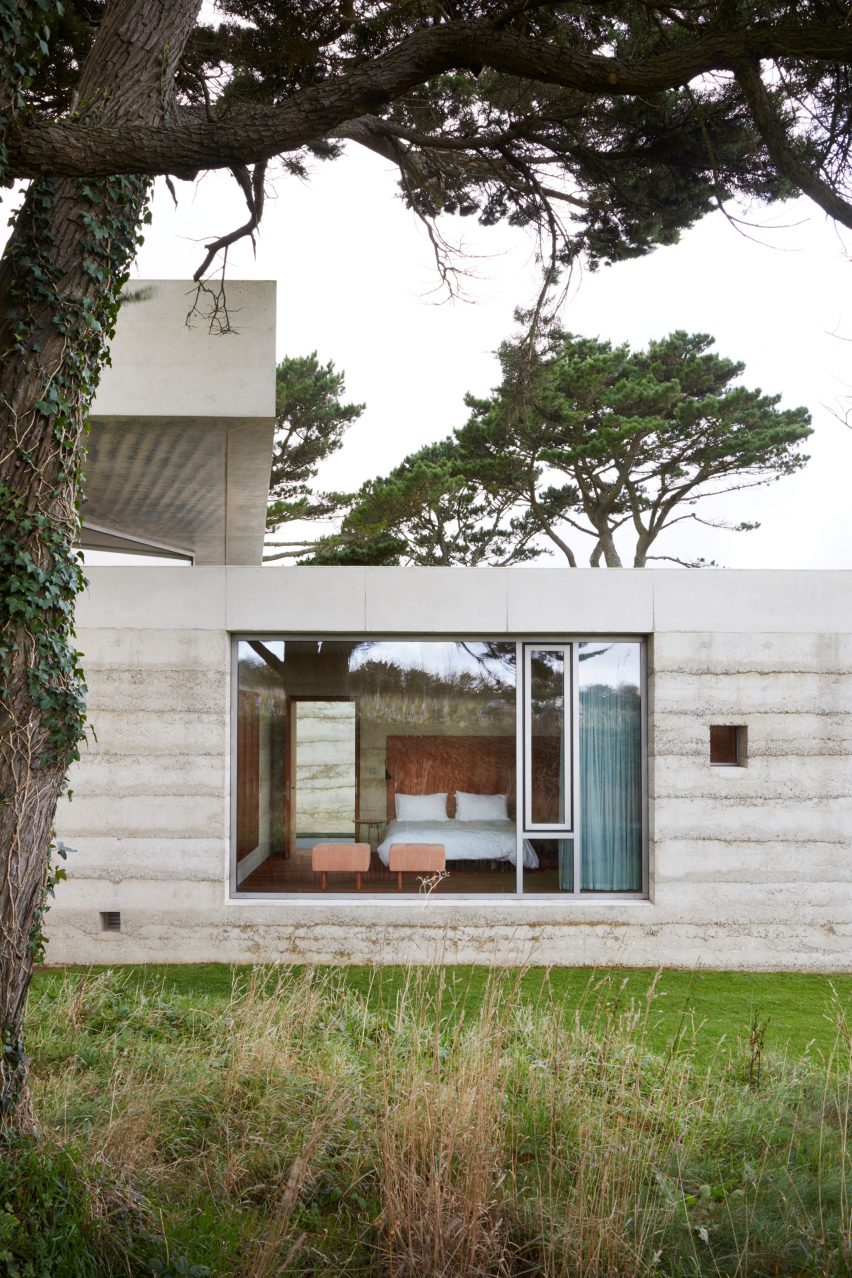 Peter Zumthor completes Devon countryside villa, Secular Retreat, "in the tradition of Andrea Palladio"