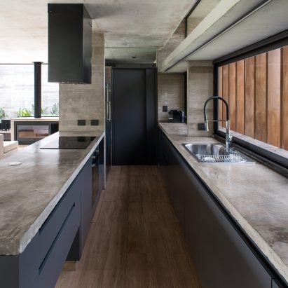 Rodriguez House by Luciano Kruk