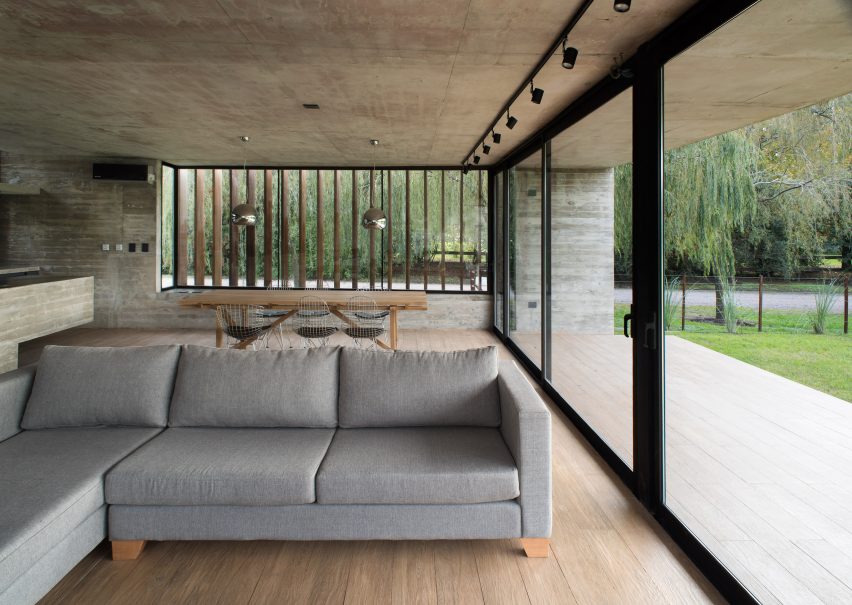 Rodriguez House by Luciano Kruk