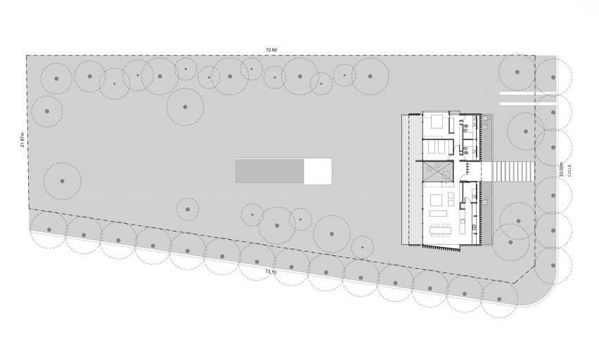 Rodriguez House by Luciano Kruk