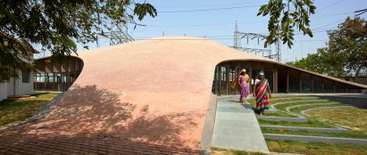Maya Somaiya Library by Sameep Padora & Associates