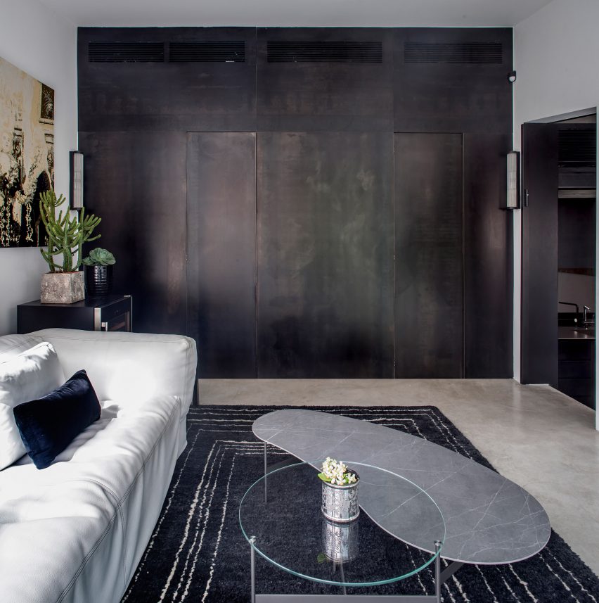 Spiral Suite House by Anat Gay Architects