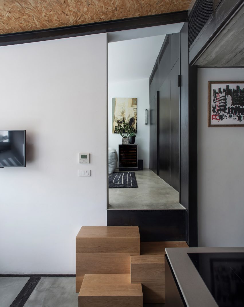 Spiral Suite House by Anat Gay Architects