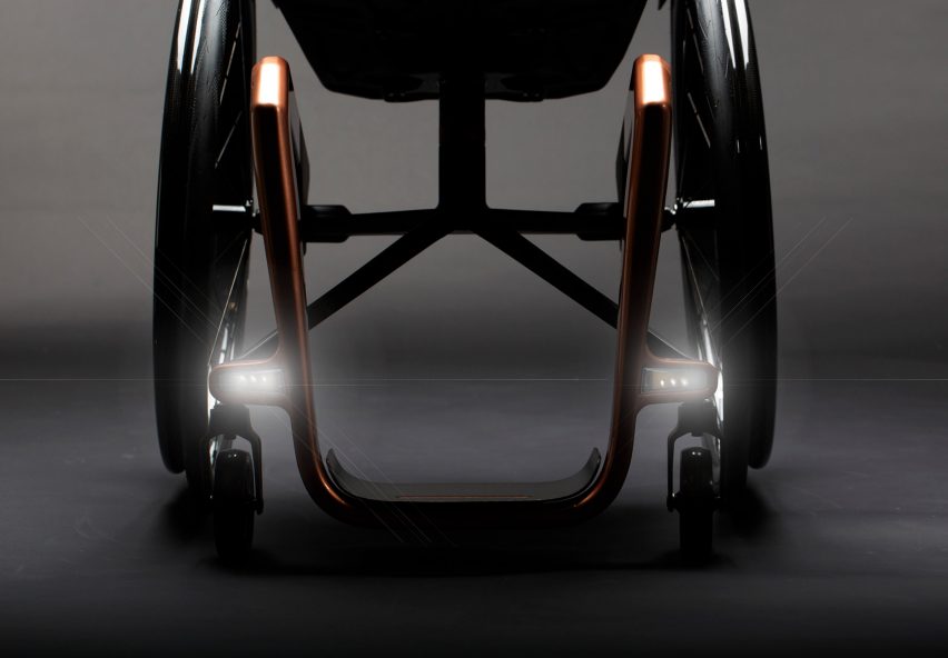 Superstar graphene wheelchair by Küschall