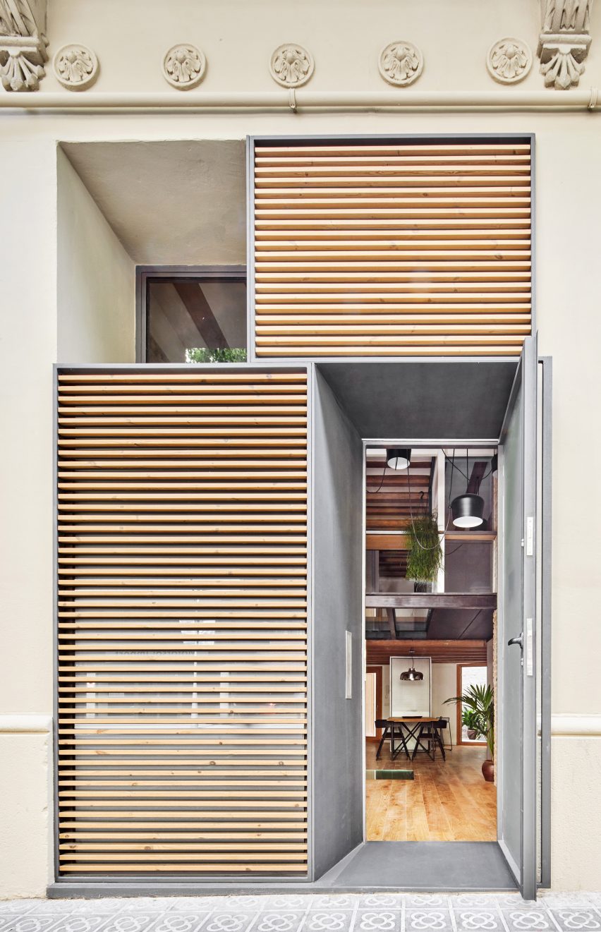 Triplex At Sant Antoni by Valentí Albareda Tiana