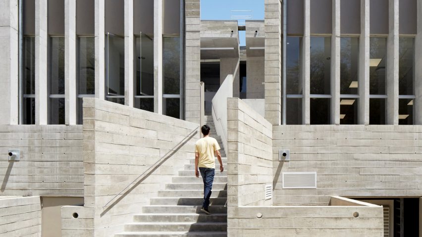 This week, Foster + Partners and Barclay & Crousse won architecture prizes