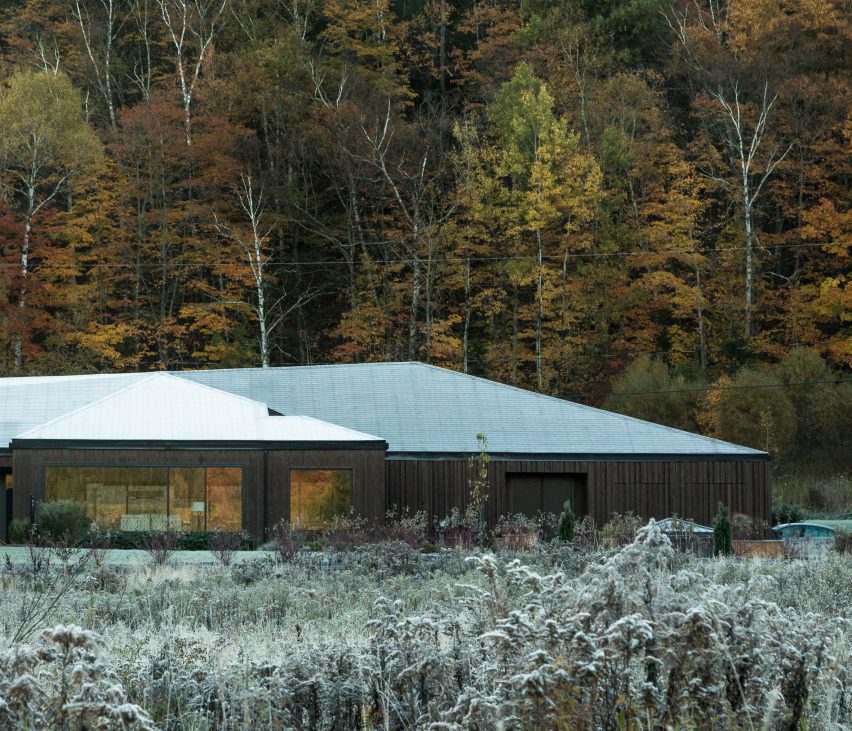 Vallee du Parc Residence by Chevalier Morales Architectes