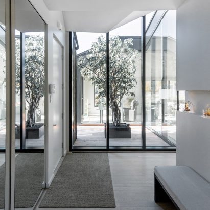 Vallee du Parc Residence by Chevalier Morales Architectes