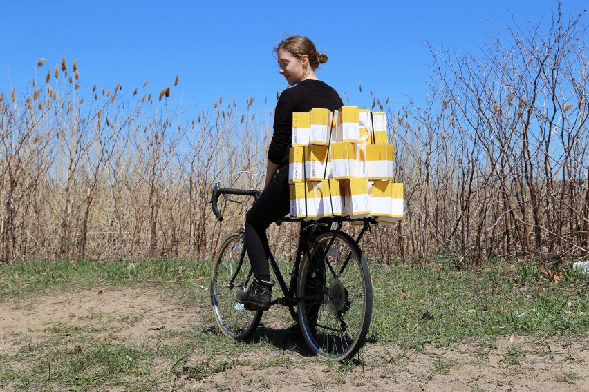 VeloMed helps volunteers transport seven times as many medicine boxes in malarial Africa