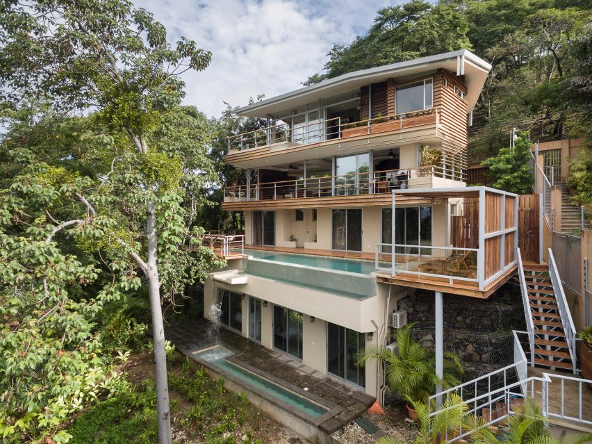 Waterfall house by LSD Architects