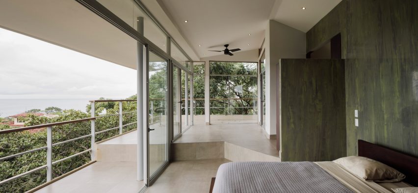 Waterfall house by LSD Architects