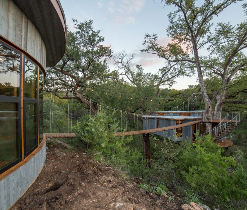 Yoki Treehouse by Will Beilharz