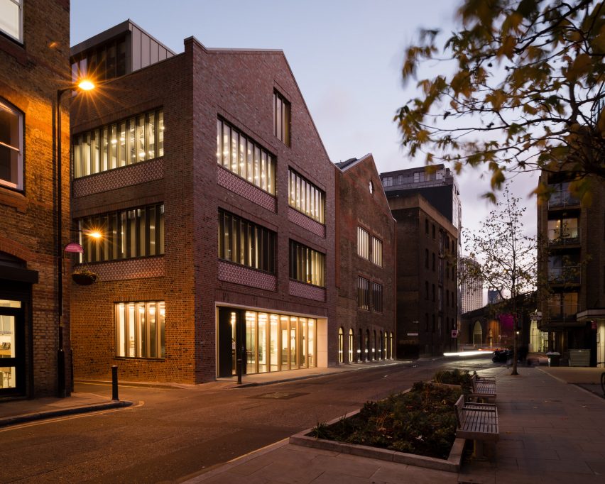 53 Great Suffolk Street by Hawkins\Brown