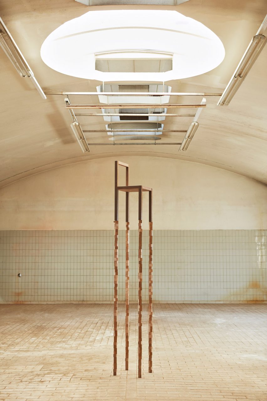 Boris Maas The Urge to Sit dry chair