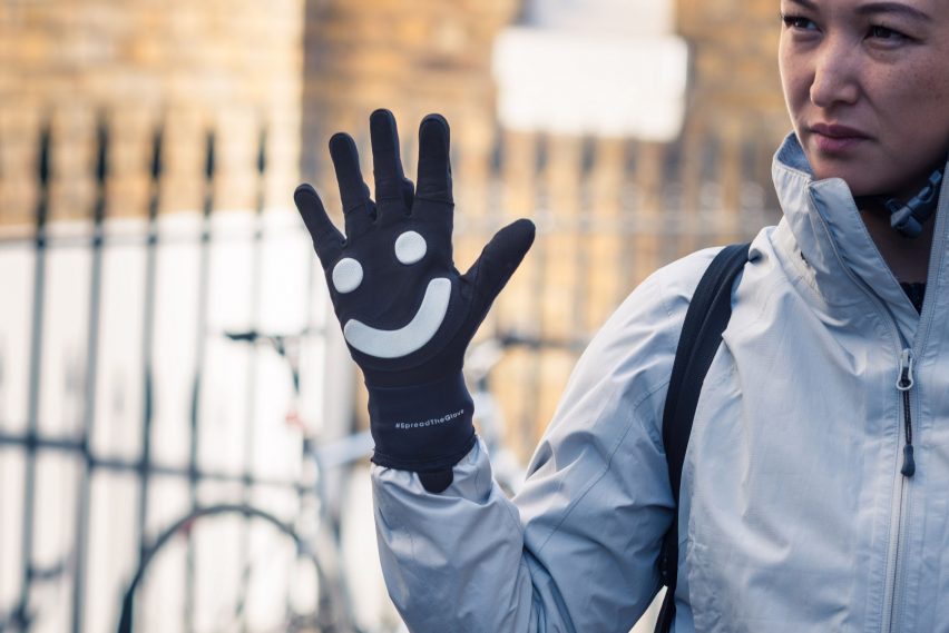 Loffi's smiley cycling glove combats the "complex issue" of road rage