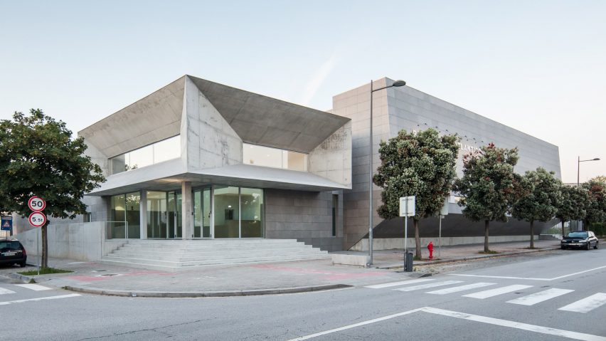 Angular forms create "dynamic" aesthetic at Portuguese sports facility by Valdemar Coutinho Arquitectos