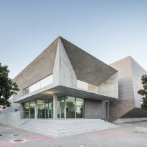Angular forms create "dynamic" aesthetic at Portuguese sports facility by Valdemar Coutinho Arquitectos