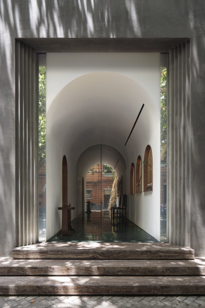 Bar Lotus by Office AIO in Shanghai