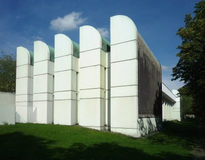 Berlin Bauhaus Archiv by Walter Gropius