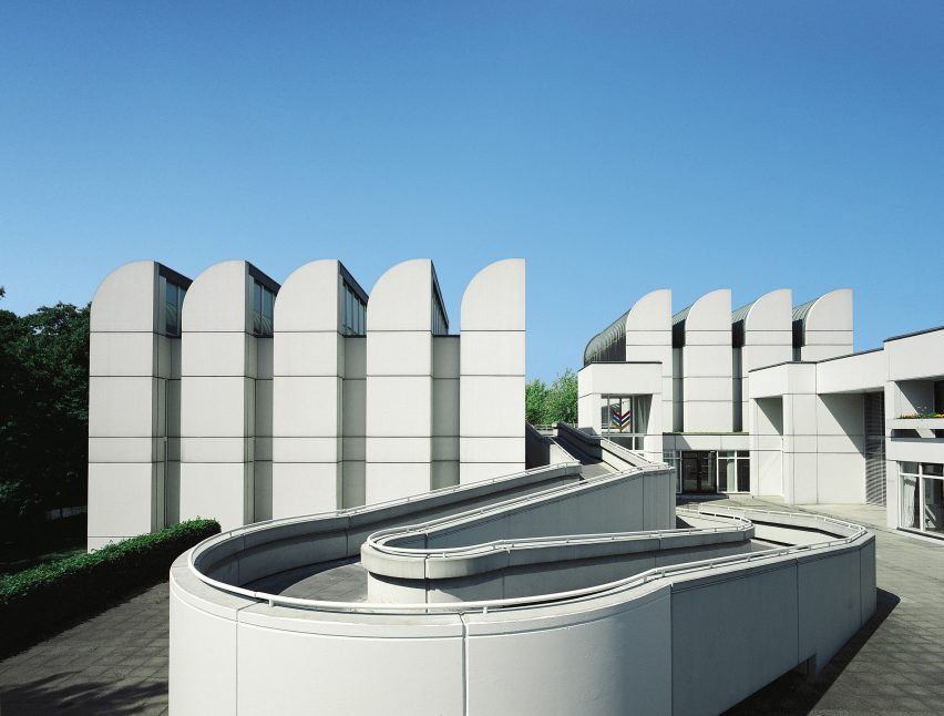 Bauhaus Berlin Archiv by Walter Gropius