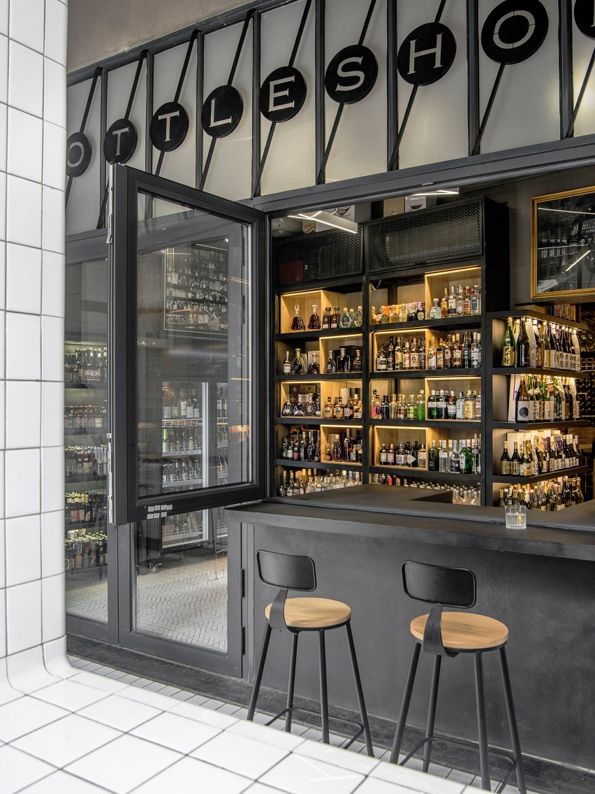 Architectural studio Designreserve have created a liquor store-cum-bar in Sanlitum, Beijing