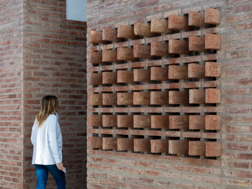 Housing for Argentinian teachers by Nomada and Eypaa