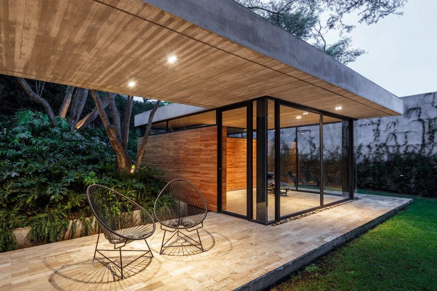 Tacuri House by Gabriel Rivera
