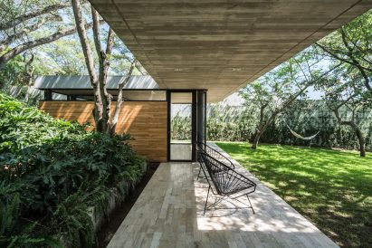Tacuri House by Gabriel Rivera