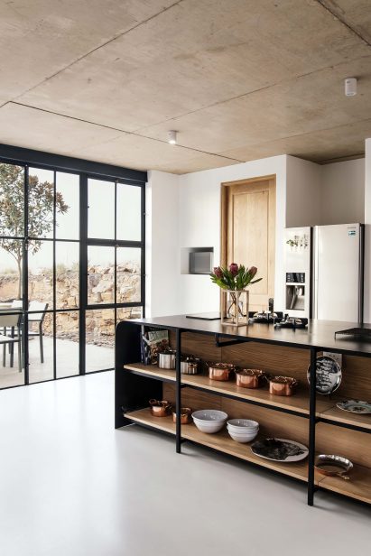 Kitchen of Conservatory House by Nadine Englebrecht in South Africa