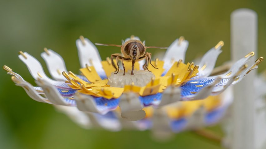 Atelier Boelhouwer designs artificial flowers to help urban insects thrive