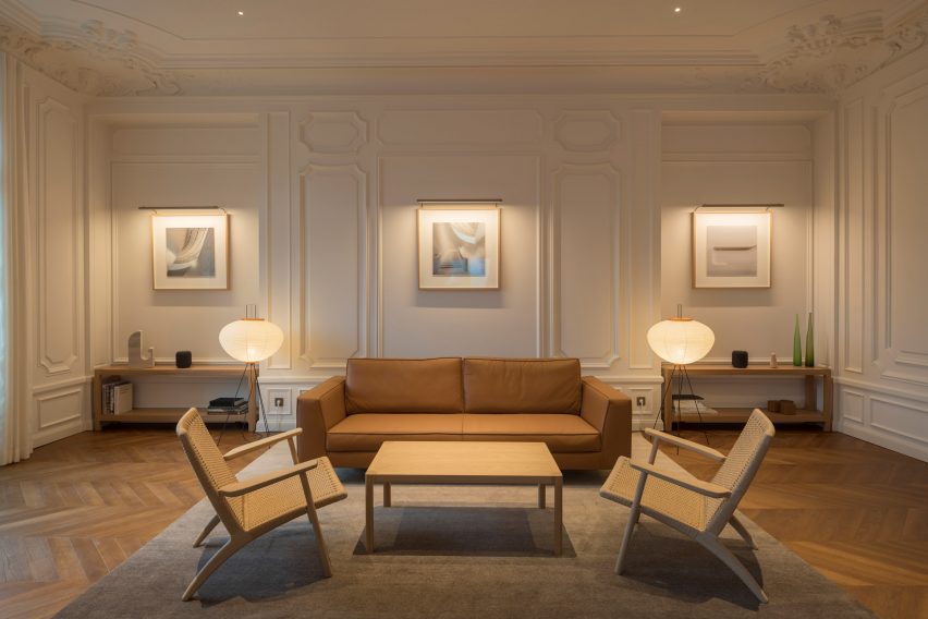 Foster + Partners' unveils Apple Store on Champs-Élysées in Paris