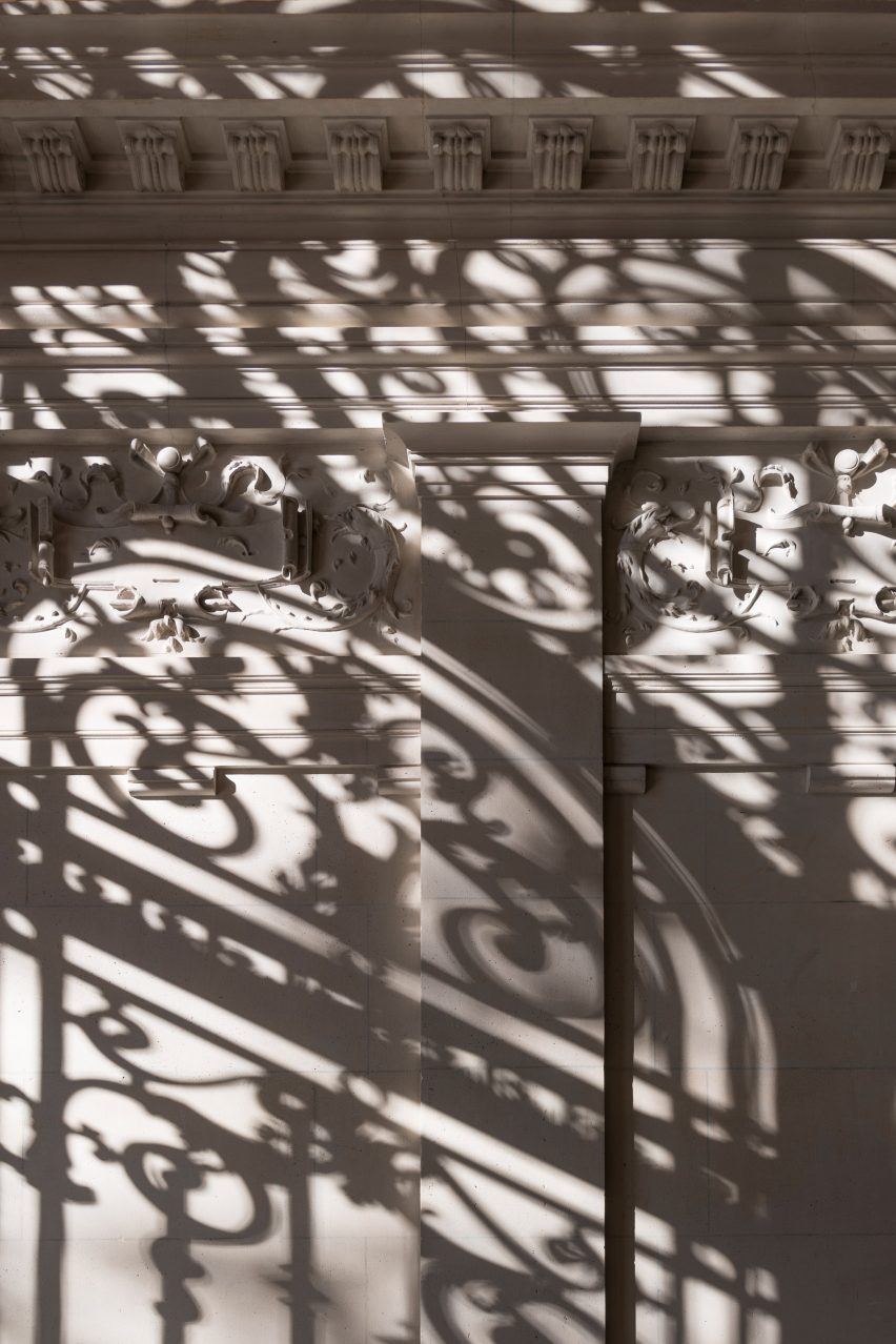 Foster + Partners' unveils Apple Store on Champs-Élysées in Paris