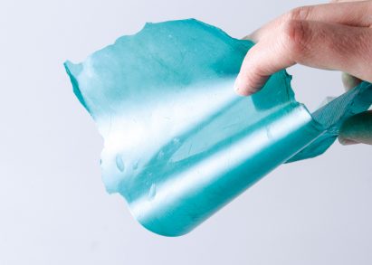 Emma Sicher creates sustainable food packaging from bacteria and yeast