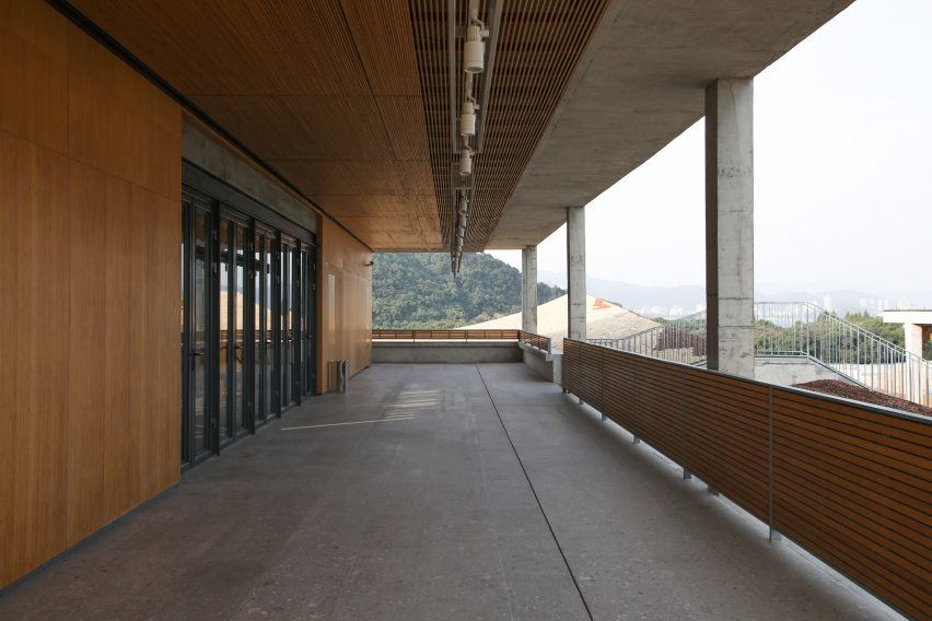 Fuyang Museum by Wang Shu, photography by Jazzy Li