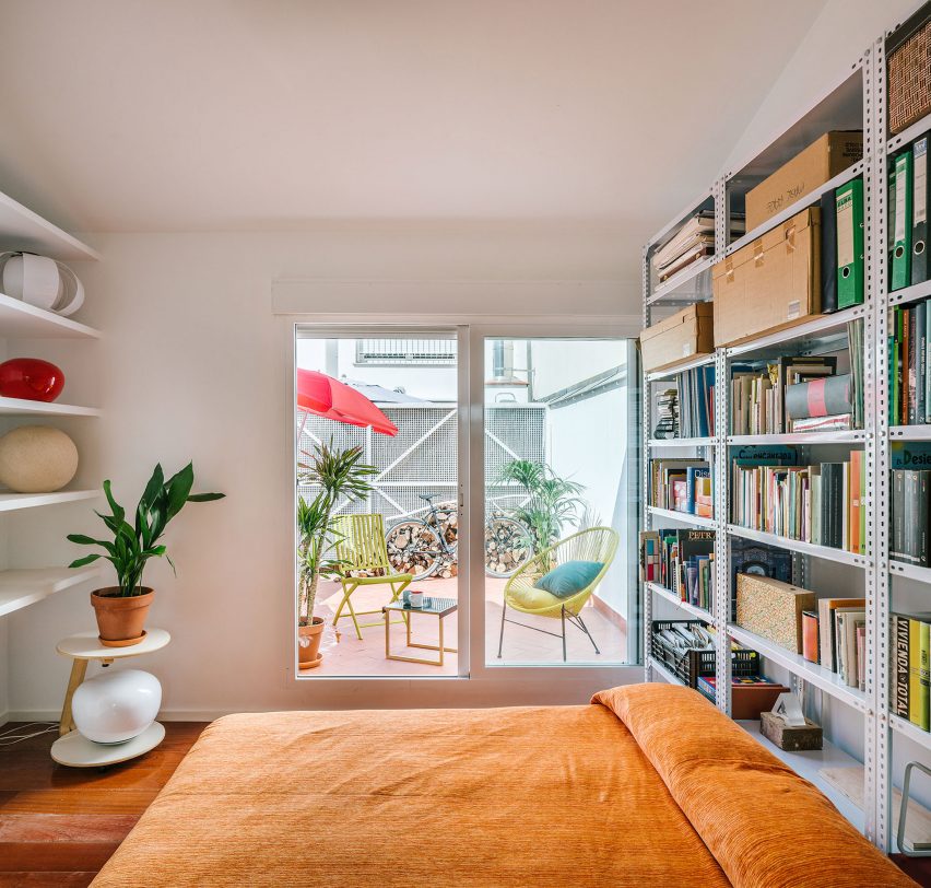 Interior shot of G House in Madrid by Gon Architects