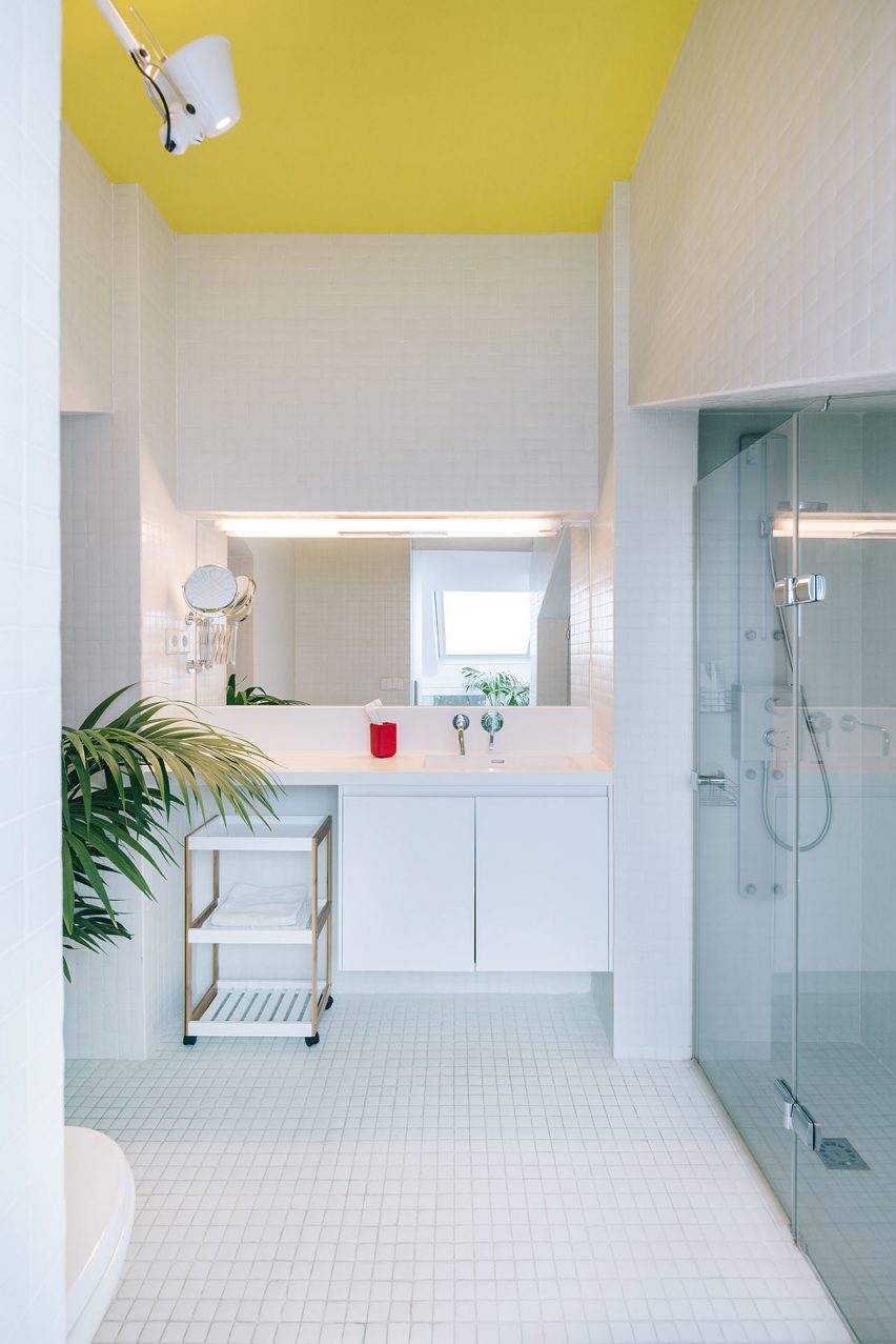 Interior shot of G House in Madrid by Gon Architects